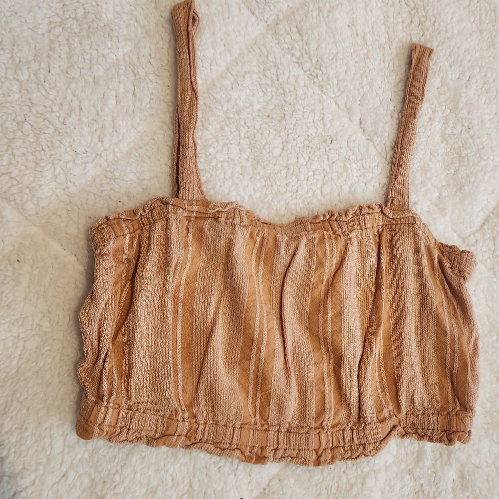 Aeropostale size S Adjustable Straps  Smocked Crop Tank  terracotta With Buttons